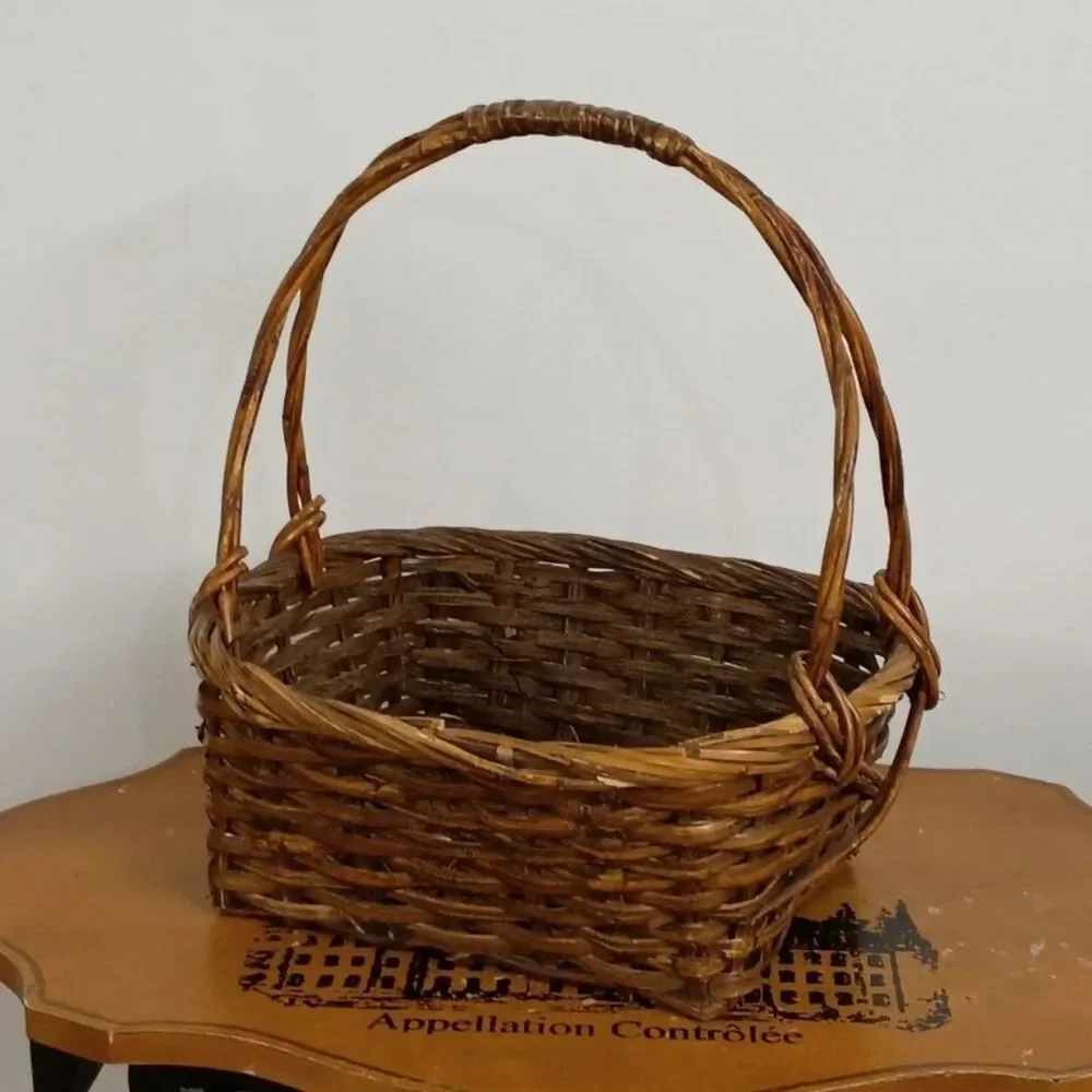 Large Wicker Basket with Handle Farmhouse Country Decor